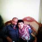   
فلسطين: الإفراج عن عامر بعجاوي البالغ 14 سنة بعد قضائه في السجن 4 أشهر بتهمة&quot;رمي الحجارة&quot;